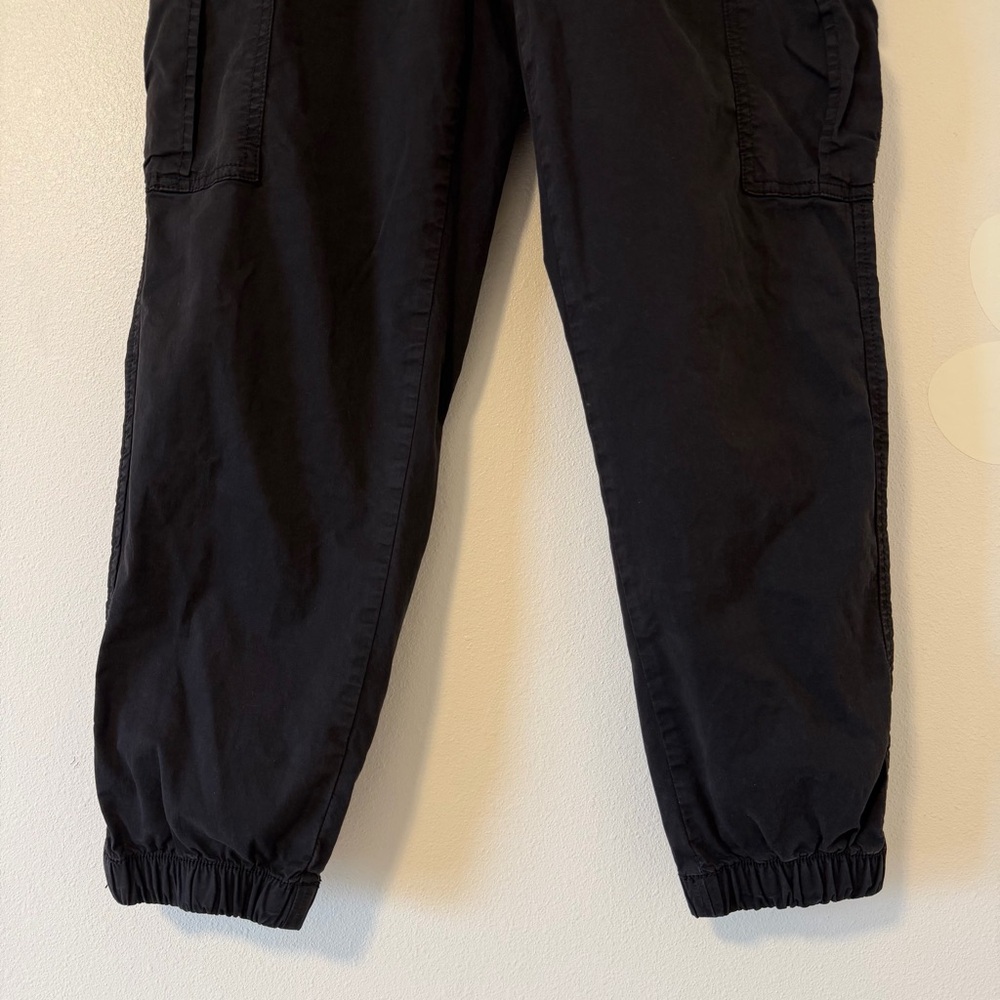 American Eagle Black Vintage Wash Stretchy Cargo Jogger High Waisted Pants - Picture 5 of 12
